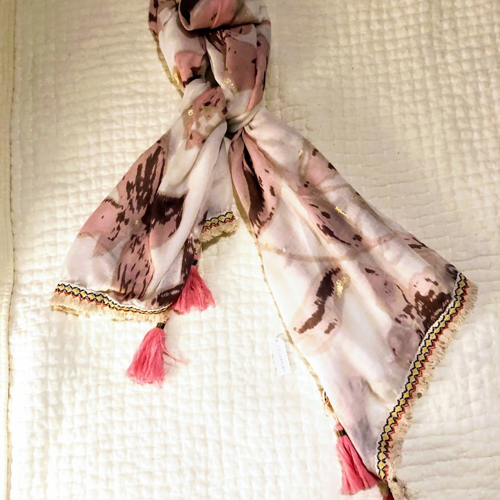 Beautiful tan pink and gold scarf